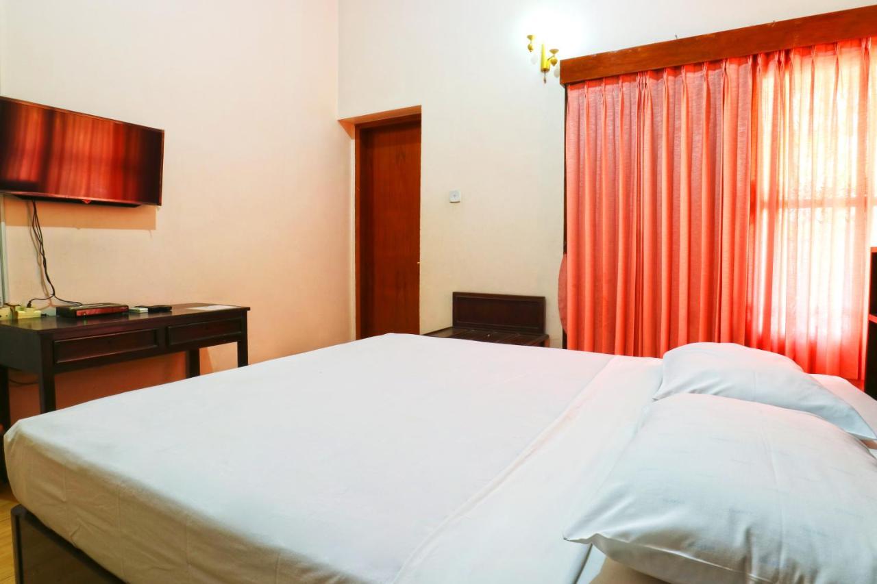 Reddoorz Plus Near Brawijaya Museum Malang Eksteriør bilde
